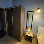 Lullaby Private * Πόζναν