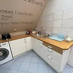 Δωμάτια σε οικογενειακή κατοικία Lullaby Private Πόζναν