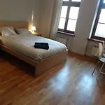 Lullaby Private *