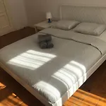 Lullaby Private * Πόζναν