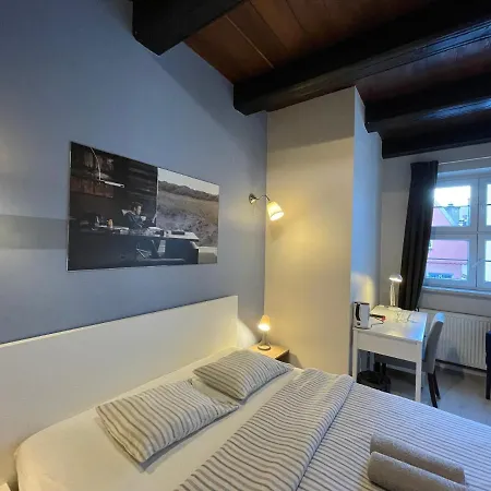 Lullaby Private * Poznań